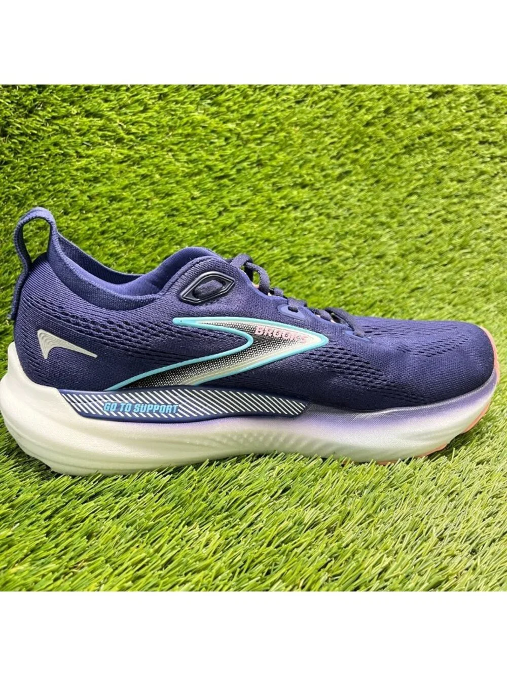 Brooks Glycerin GTS 22 Womens Size 9.5 Purple Athletic Running Shoes Sneakers